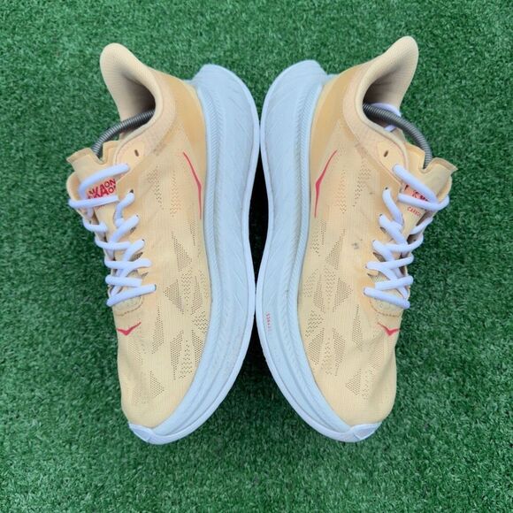 HOKA ONE ONE CARBON X 2 - Women’s Running Shoes - SIZE 8B - Picture 6 of 10